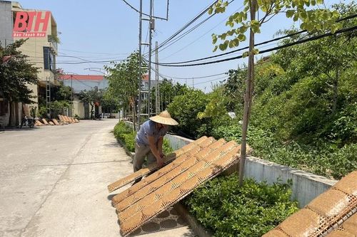 Làng nghề 'ăn nắng'