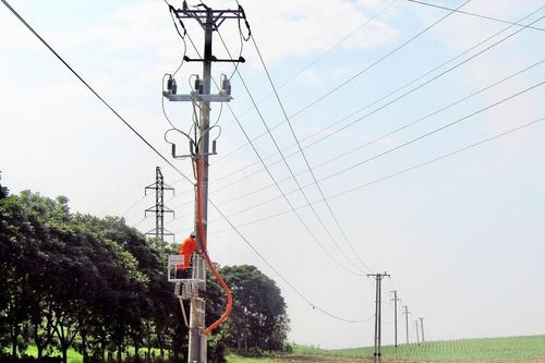 Điện lực Thường Xuân đóng điện thành công và đưa vào vận hành dự án đường dây 35 kV lộ 378E 9.3