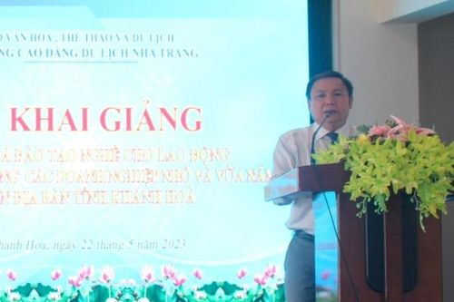 Trường Cao đẳng Du lịch Nha Trang: Khai giảng các khóa đào tạo nghề cho lao động