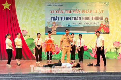 Tham gia giao thông xanh, sạch và an toàn