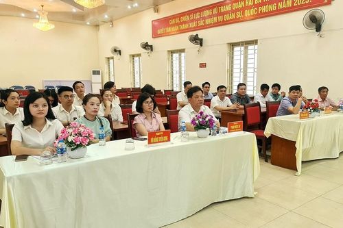 52 sinh viên tốt nghiệp xuất sắc đủ điều kiện xét tuyển công chức ngành Thuế