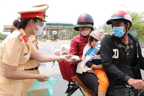 Tăng cường CSGT về địa phương bảo đảm trật tự an toàn giao thông