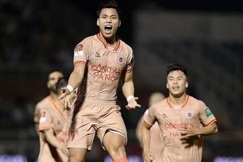 Clip Văn Thanh lập cú đúp, Công an Hà Nội thắng chủ nhà TPHCM 5-3