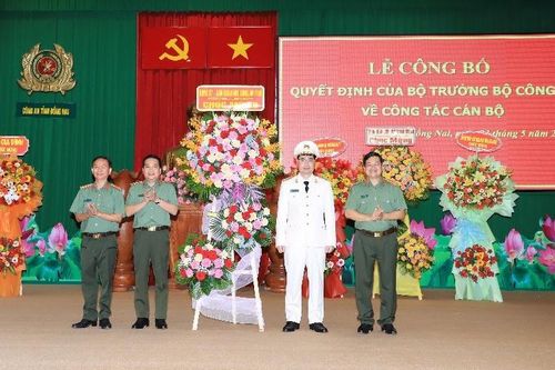 Thượng tá Nguyễn Mạnh Toàn làm phó giám đốc Công an tỉnh Đồng Nai