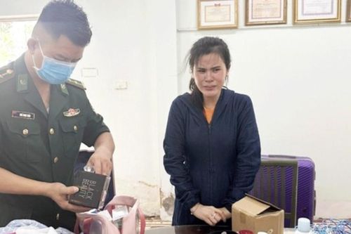 Phát hiện ma túy trong hành lý cô gái nhập cảnh vào Việt Nam