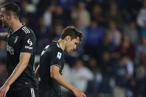 Juventus vừa bị trừ 10 điểm xong lại thua đậm ở Serie A, hết hi vọng dự C1