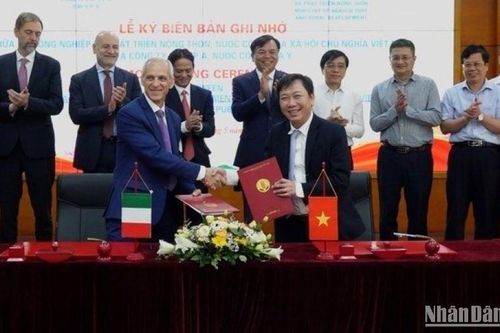 Hợp tác phát triển nông nghiệp xanh, bền vững