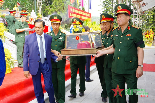 Hà Tĩnh truy điệu và an táng hài cốt liệt sĩ hy sinh tại Lào