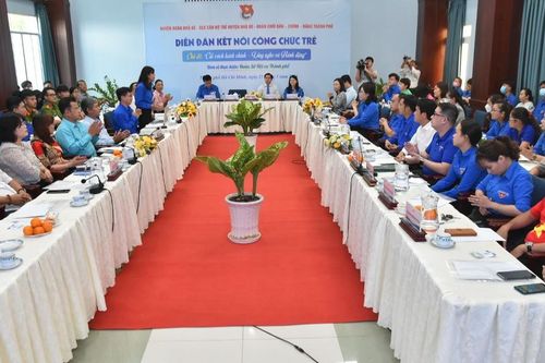 Ứng dụng giải quyết thủ tục hành chính phong phú làm người dân... bối rối!