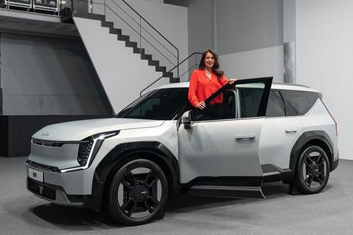 Kia EV9 2024 từ 1,28 tỷ đồng 'cháy hàng', sau gần 2 tuần mở bán