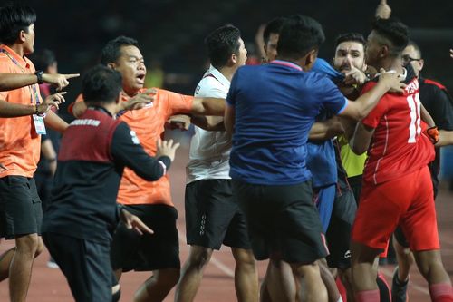 Thái Lan phạt nặng cầu thủ tham gia vụ ẩu đả chung kết SEA Games