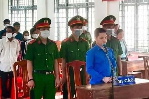Con trai đánh cha ruột tử vong vì hay mắng chửi mẹ