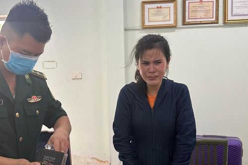 Đồn Biên phòng Cửa khẩu Mỹ Quý Tây phát hiện một phụ nữ mang ma túy theo người