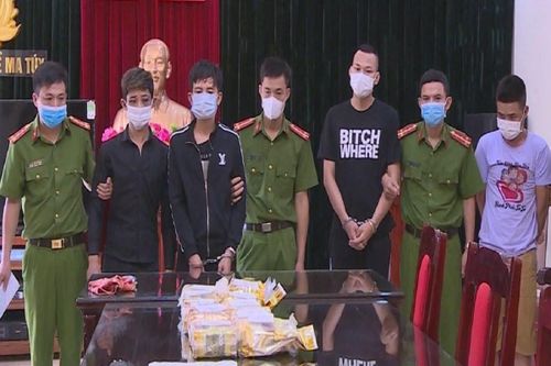 Lĩnh án tử hình vì vận chuyển gần 10kg ma túy đá