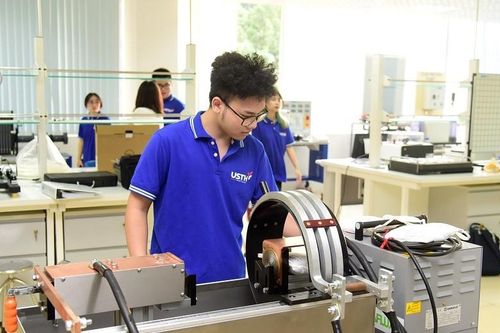 Mức lương 40-50 triệu/tháng vẫn 'khát' nhân viên kỹ thuật hàng không