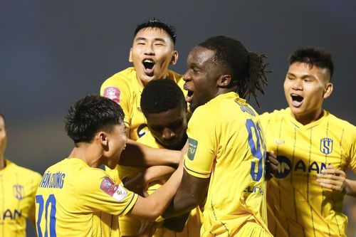 Sông Lam Nghệ An phải làm gì để có điểm trước Công an Hà Nội?