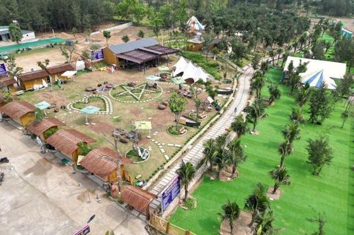 'Góc khuất' sau điểm Check-In Eo Gió Bãi Ngang nổi tiếng Thanh Hóa