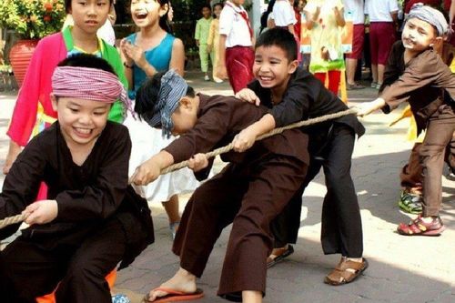 Tp.HCM: Phụ huynh đôn đáo tìm các khóa học hè cho con