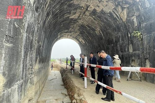 Giữ mạch nguồn văn hóa trong phát triển du lịch (Bài cuối): Khơi thông điểm nghẽn, tạo đà phát triển