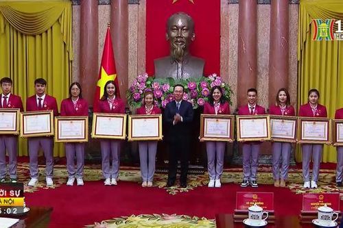 Chủ tịch nước biểu dương VĐV, HLV xuất sắc tại SEA Games 32
