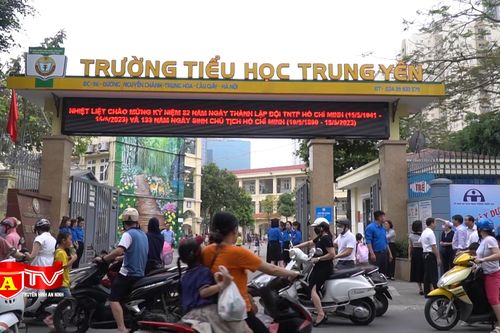 Nhân rộng mô hình cổng trường an toàn - văn minh