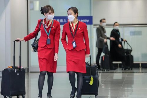 Tiếp viên Hong Kong bị sa thải vì mỉa mai khách không biết tiếng Anh
