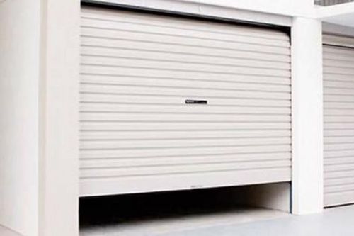 Những lưu ý khi sử dụng cửa cuốn để đảm bảo an toàn