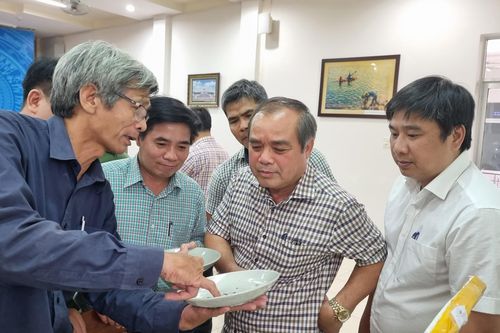 Hiện vật do ngư dân Quảng Ngãi khai thác trái phép là cổ vật: Khả năng từ con tàu đắm cổ