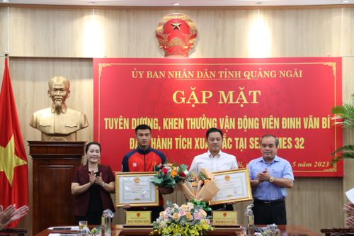 Quảng Ngãi: Tuyên dương, khen thưởng VĐV Đinh Văn Bí đạt thành tích xuất sắc tại SEA Games 32
