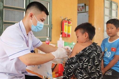 Điện Biên tập trung phòng, chống bệnh bạch hầu