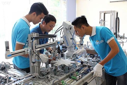 Quay lại 'lối cũ'?