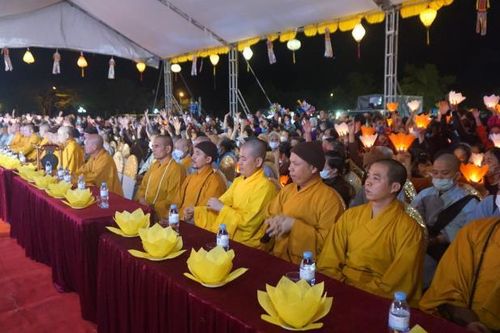Phản bác những luận điệu sai trái, xuyên tạc về vấn đề tự do tôn giáo ở nước ta hiện nay