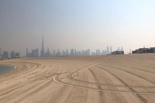 Bãi cát trống ở Dubai được bán với giá 34 triệu đô la
