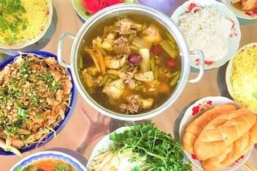 Vụ hàng chục người nhập viện sau tiệc cưới: Phạt chủ kinh doanh 100 triệu đồng