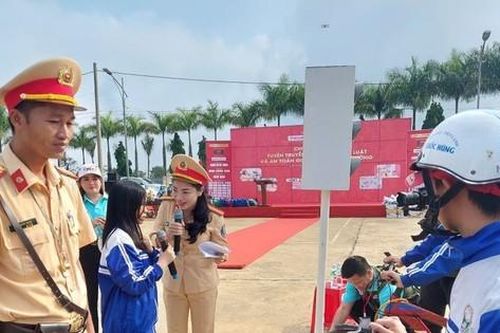 Nhìn lại hành trình Caravan tuyên truyền an toàn giao thông đầy cảm xúc tại Đắk Nông