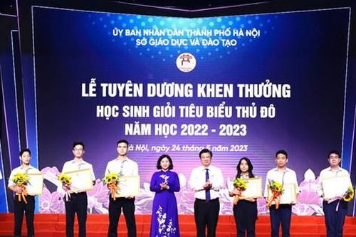 Hà Nội dẫn đầu học sinh giỏi quốc gia, quốc tế