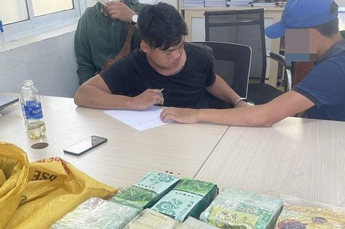 Bắt nhóm đối tượng mua bán, vận chuyển trái phép 9kg ma túy tại Đà Nẵng