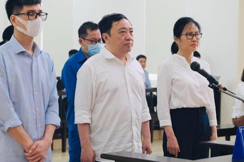 Phúc thẩm vụ AIC: Hai bị cáo được giảm án, trả tự do tại tòa