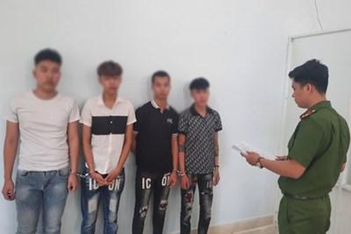2 nhóm thanh thiếu niên 'hỗn chiến' vì ghen tuông