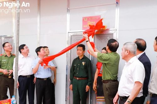 Hơn 2 tháng, Nghệ An xây dựng gần 2.000 căn nhà cho hộ nghèo
