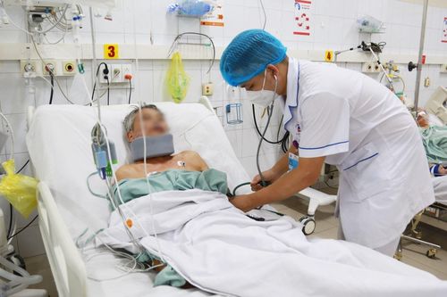 Ghép mạch tự thân cứu sống ca tai nạn giao thông nguy kịch