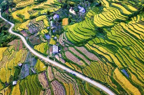Na Hang, 'điểm sáng' du lịch tại Tuyên Quang