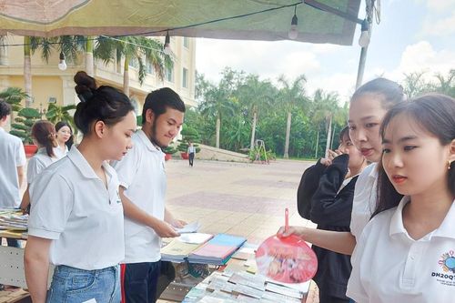 Trường ĐH Nam Cần Thơ gây quỹ hỗ trợ trẻ em mồ côi