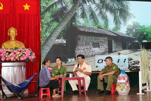 Nâng cao nghiệp vụ công tác Đảng trong Công an nhân dân