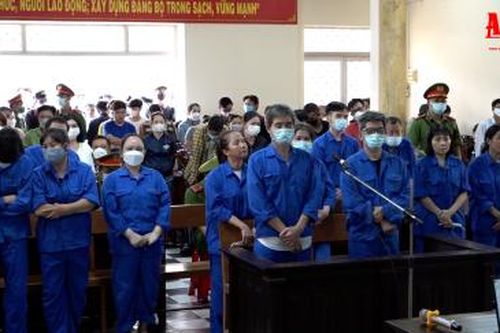 An Giang: 62 bị cáo trong đường dây đánh bạc gần 1.000 tỷ đồng lãnh án
