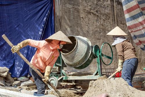 Mưu sinh dưới trời nắng nóng
