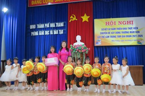 Phòng Giáo dục và Đào tạo TP. Nha Trang: Sơ kết chuyên đề 'Xây dựng trường mầm non lấy trẻ làm trung tâm'