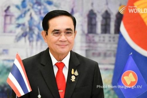 Thủ tướng Thái Lan cam kết đảm bảo chuyển giao suôn sẻ