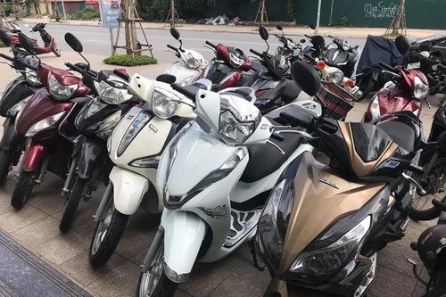 Những tác hại khi để xe máy dưới trời nắng nóng quá lâu