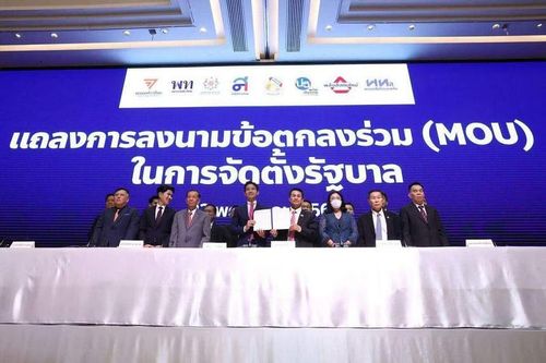Liên minh Thái Lan ký thỏa thuận, cam kết viết lại Hiến pháp